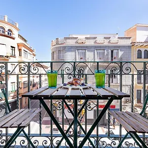 https://marmoles-19-city-center-apartment.es-andalucia.com